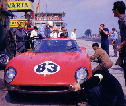 Mike Parkes i Jean Guichet – Ferrari 250 GTO/64.
