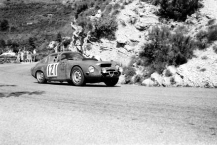 Bernard Consten i Jean Hebert – Alfa Romeo Giulia TZ.