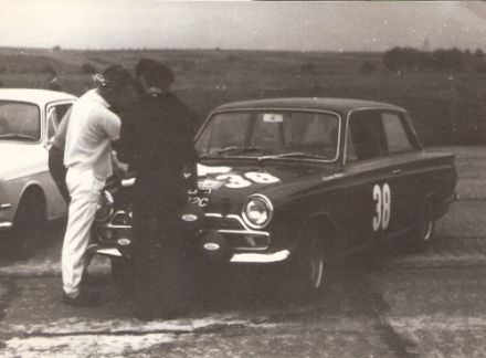 Roger Clark i Brian Melia – Ford Lotus Cortina.