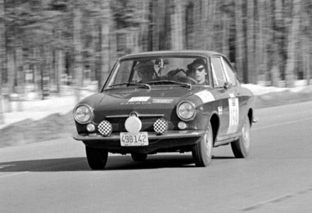 Fiat 850 coupe.