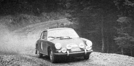 Björn Waldegard i Lars Helmer – Porsche 911S.
