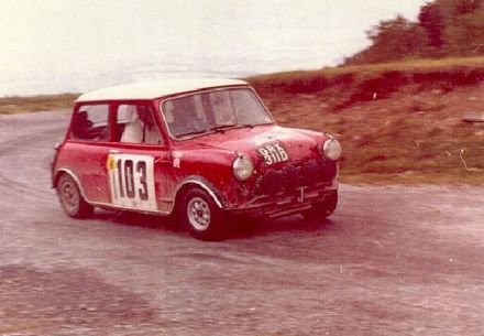Timo Mäkinen i Paul Easter – Morris Mini Cooper S.