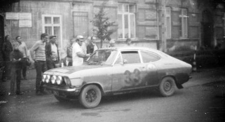 Jan Olav Jansson i Jerry Walmstedt – Opel Kadett Sprint.