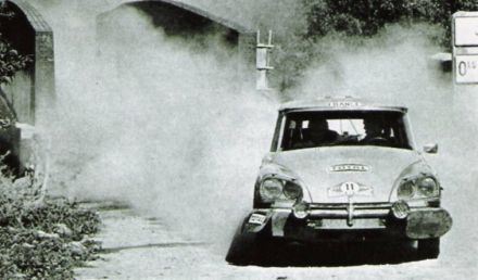 Robert Neyret i Jacques Terramorsi na samochodzie Citroen DS. 21.