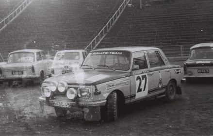 Nr.27. Herman Schonka i Jürgen Sparwald – Wartburg 353, nr.4. Tomasz Kokczyński i Witold Bogusławski – Polski Fiat 126p.