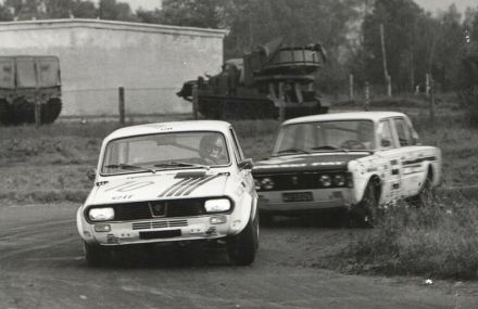 Błażej Krupa – Renault 12 Gordini, Robert Mucha – Polski Fiat 125p/1800 Turbo.
