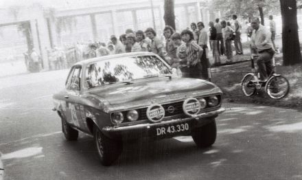 Jorgen Binder i Niels Pedersen – Opel Manta 19 SR.
