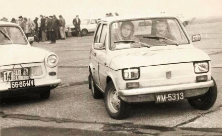Daniel Frenkler i Marek Socha – Polski Fiat 126p, Piotr Tonderski i Piotr Karasiewicz – Trabant 601.