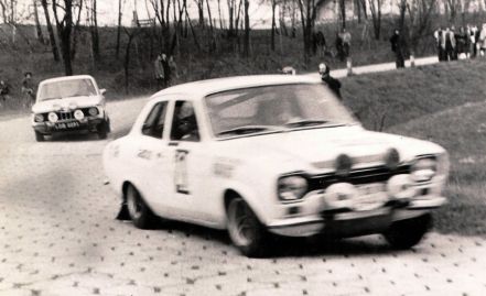 Włodzimierz Dominowski i Andrzej Niewiadomski – Ford Escort 2000 RS.