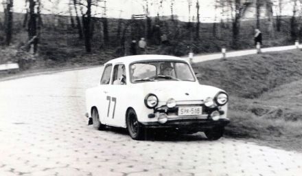 Leszek Jabłoński i Ryszard Dragon – Trabant 601.