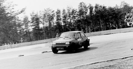 Janusz Kiljańczyk – Renault 5 Alpine coupe.