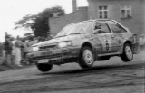29. Mikael Sundstroem i Juha Repo - Mazda 323 Turbo 4wd.