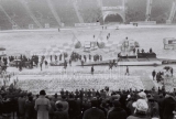05. Kolejne załogi przyjeźdżają na stadion Xlecia