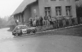 16. Jerzy Skadorwa i Robert Skadorwa - Polski Fiat 126p.