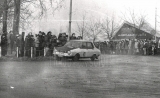 35. Jerzy Kindziuk i Henryk Trochimiuk - Dacia 1300.