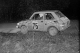 48. Andrzej Lubertowicz i M.Bonior - Polski Fiat 126p.