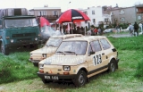 01. Polski Fiat 126p załogi Jacek Sikora i Jacek Sciciński.