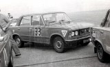 33. Karol Łosiak i Jeremi Doria Dernałowicz - Polski Fiat 125p.