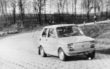 074. Janusz Wysoczyński i A.Kowalski - Polski Fiat 126p.