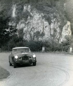 Pat Moss i Pauline Mayman – Austin Healey 3000.