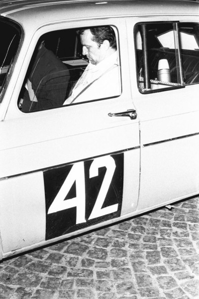 Krzysztof Komornicki – Renault 8 Gordini.
