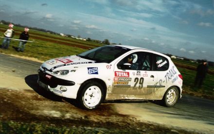 Krzysztof Kobus i Marek Kaczmarek - Peugeot 206 XS.