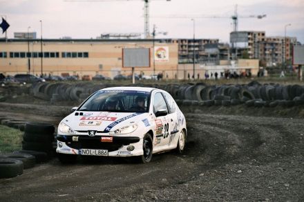 Krzysztof Kobus i Marek Kaczmarek - Peugeot 206 XS.