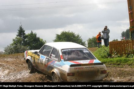 Paweł Omlet i Marek Kaczmarek - Ford Escort RS 2000 Mk.II.