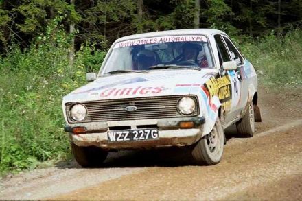 Paweł Omlet i Marek Kaczmarek - Ford Escort RS 2000 Mk.II.