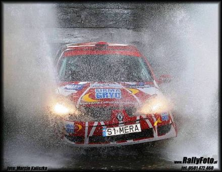 Tomasz Gryc i Marek Kaczmarek - Renault Clio Sport.
