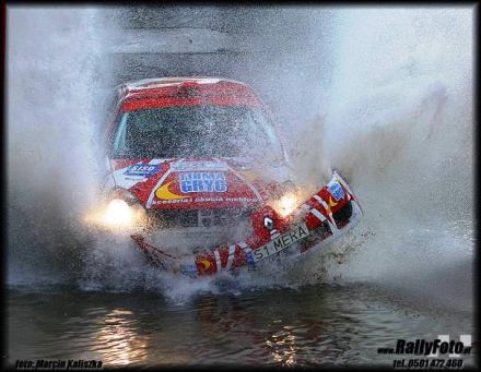 Tomasz Gryc i Marek Kaczmarek - Renault Clio Sport.
