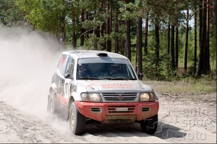 Grzegorz Baran i Marek Kaczmarek - Mitsubishi Pajero.