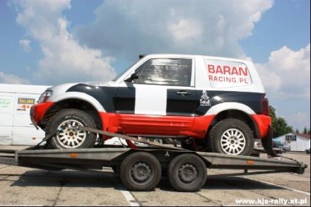 Grzegorz Baran i Marek Kaczmarek - Mitsubishi Pajero.