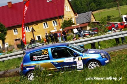 Mirosław Włodarczyk i Marek Kaczmarek - Renault Clio Sport.