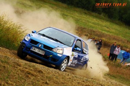 Mirosław Włodarczyk i Marek Kaczmarek - Renault Clio Ragnotti Sport.