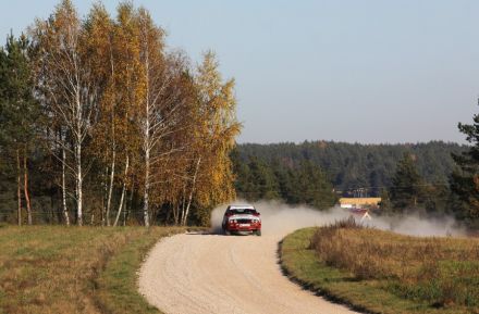 Bogdan Jankowski i Marek Kaczmarek - BMW 318 iS E30.