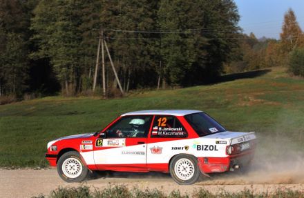 Bogdan Jankowski i Marek Kaczmarek - BMW 318 iS E30.