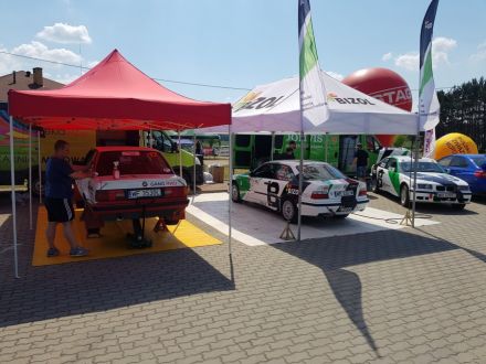 Bogdan Jankowski i Marek Kaczmarek - BMW 318iS E30.