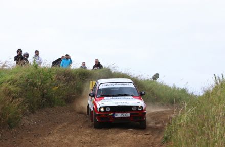 Bogdan Jankowski i Marek Kaczmarek - BMW 318iS E30.