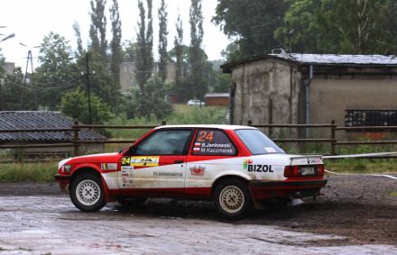 Bogdan Jankowski i Marek Kaczmarek - BMW 318iS E30.