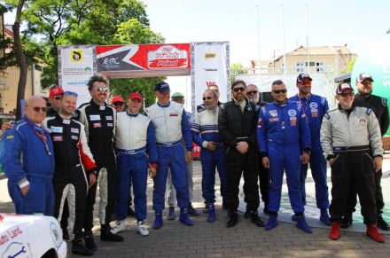Andrzej Wodziński, Łukasz Grzywna, Marcin Celiński, Robert Luty, Andrzej Poniewierka, Piotr Szadkowski, Piotr Zaleski, Marek Kaczmarek, Rafał Chronowski, Andrzej Woźniak, Piotr Gadomski, Piotr Kiepura, Mateusz Galle, Jerzy Skrzypek i Krzysztof Marczewski.