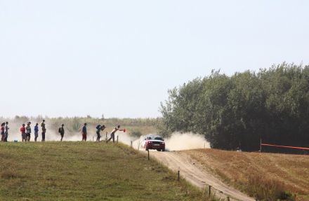 Bogdan Jankowski i Marek Kaczmarek - BMW 318 iS E30.