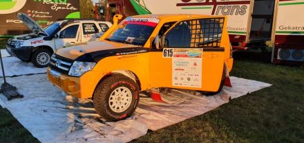 Wojciech Bogusławski i Marek Kaczmarek - Mitsubishi Pajero Turbo Diesel V8.