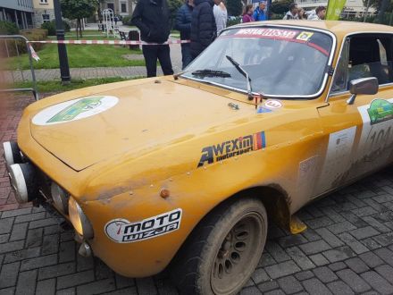 Andrzej Wodziński i Marek Kaczmarek – Alfa Romeo 2000 GT Veloce.