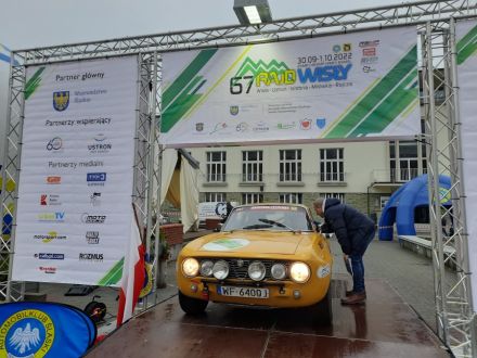 Andrzej Wodziński i Marek Kaczmarek – Alfa Romeo 2000 GT Veloce.