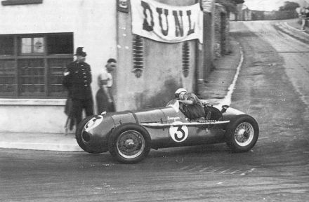 Eric Winterbottom – Emeryson Lagonda.
