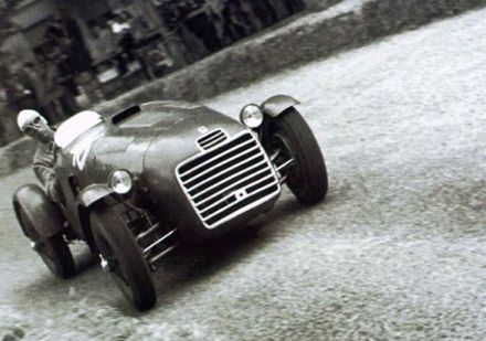 Franco Cortese – Ferrari 125 Spyder Corsa.