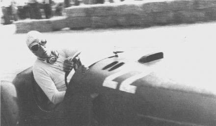  Franco Cortese – Ferrari 125 Spyder Corsa.