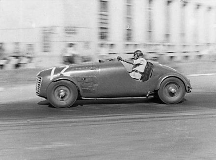  Tazio Nuvolari – Ferrari 125 Spyder Corsa.