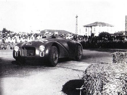 Franco Cortese – Ferrari 125 Spyder.